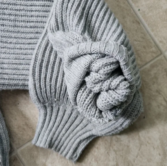 Garage Balloon Sleeve Quarter Zip Sweater - Size Large - Picture 6 of 9